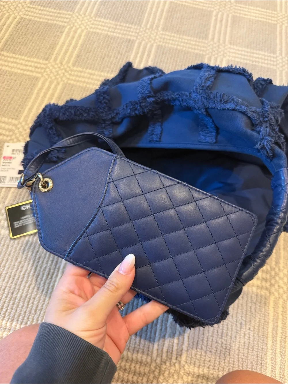 Chanel 21C Large Hobo Bag Navy & Gold